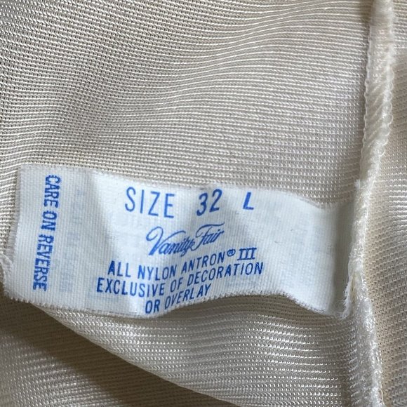 Vintage Vanity Fair 70's Sissy 32 Nylon Full Slip Dress Lingerie Lace Beige 30L - Picture 8 of 12